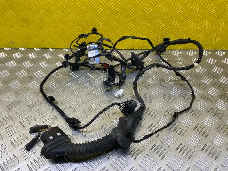 Проводка двери KT4T14631XLE