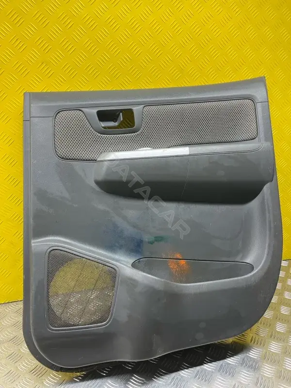 Обшивка двери 676300K420B3