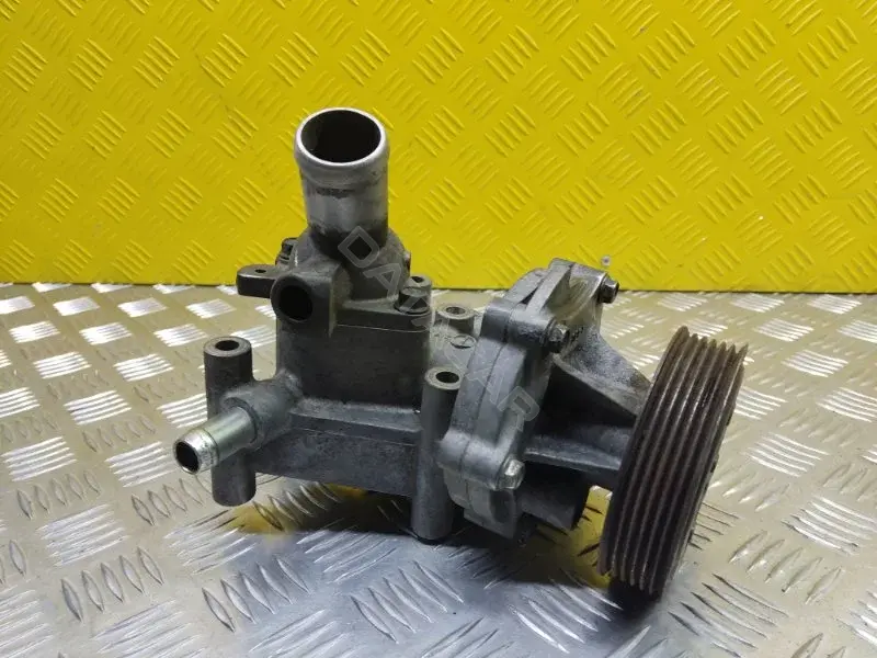 Водяной насос / Помпа 1300A140