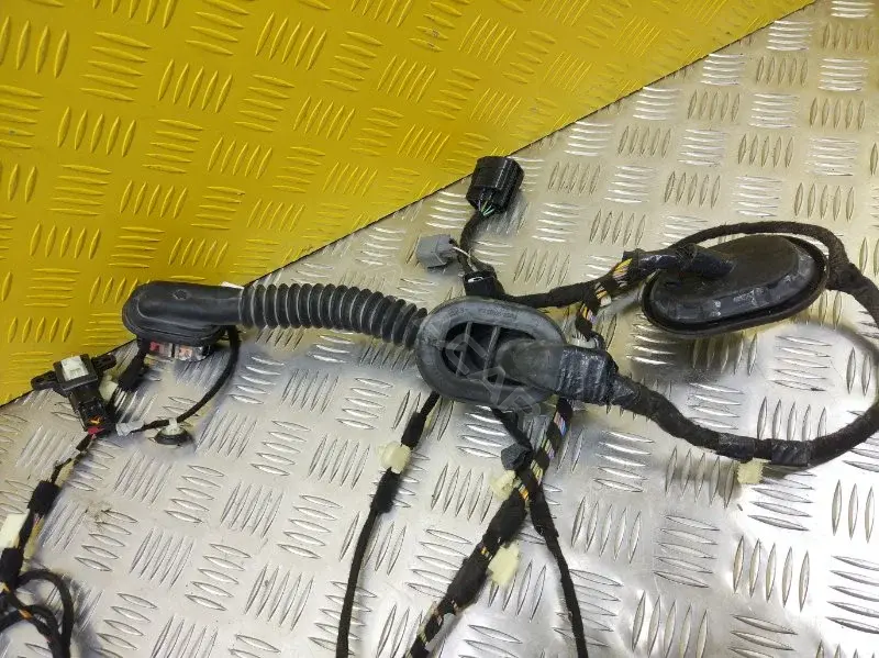 Проводка двери JL3T14630BE