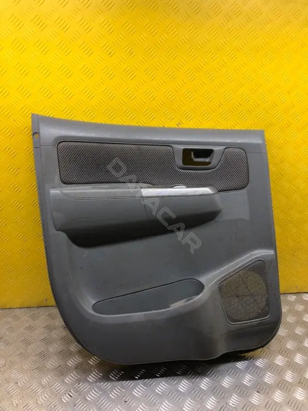 Обшивка двери 676140K030