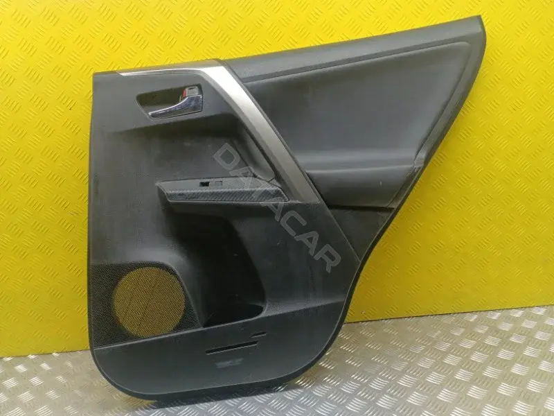 Обшивка двери 6763042550