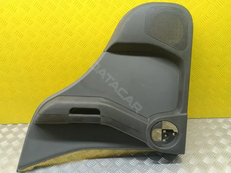 Обшивка двери 82900EA204