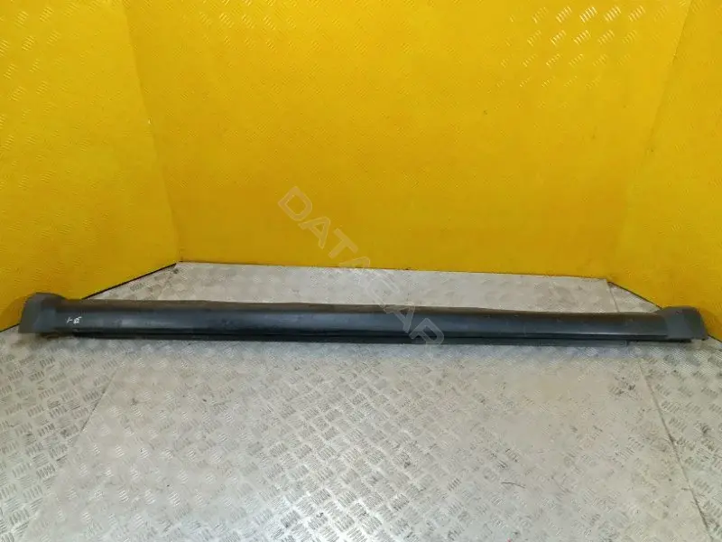 Накладка на порог 05178148AC