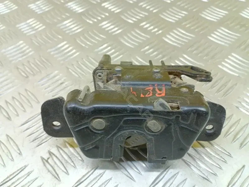 Замок крышки багажника 68309893AK
