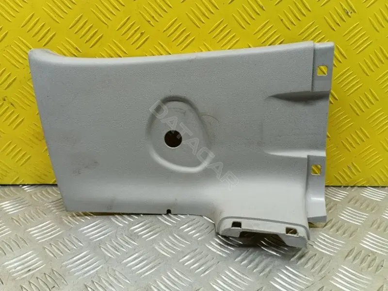 Обшивка стойки задней 625120K020