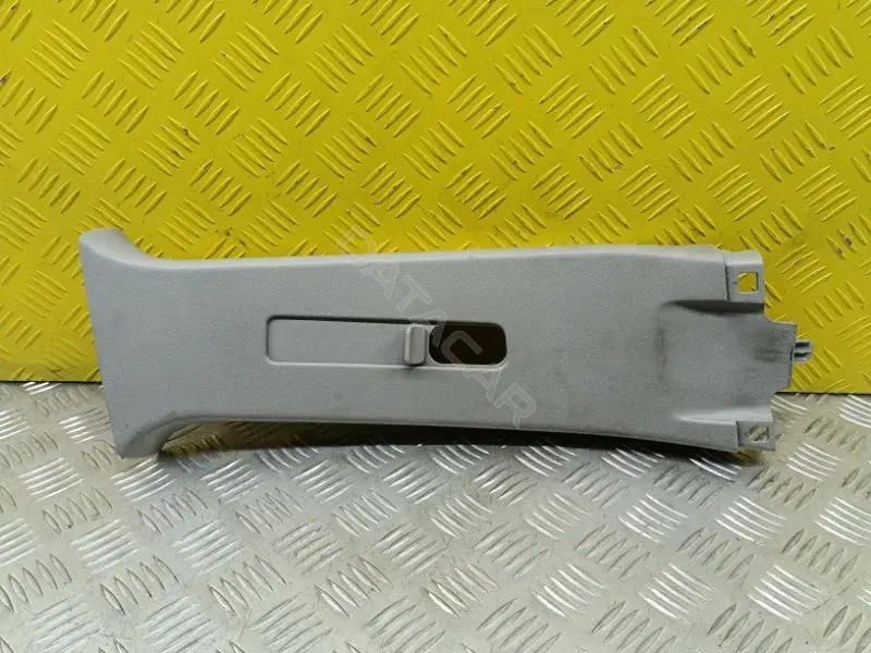 Обшивка стойки центральной 624110K060