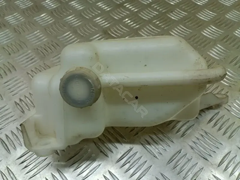 Расширительный бачок 1375A359