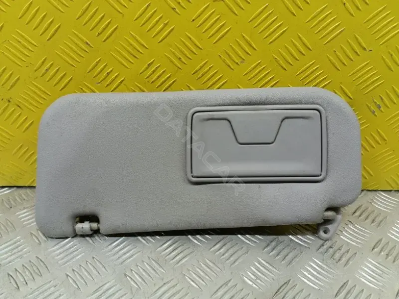Козырек солнцезащитный MN173057HB
