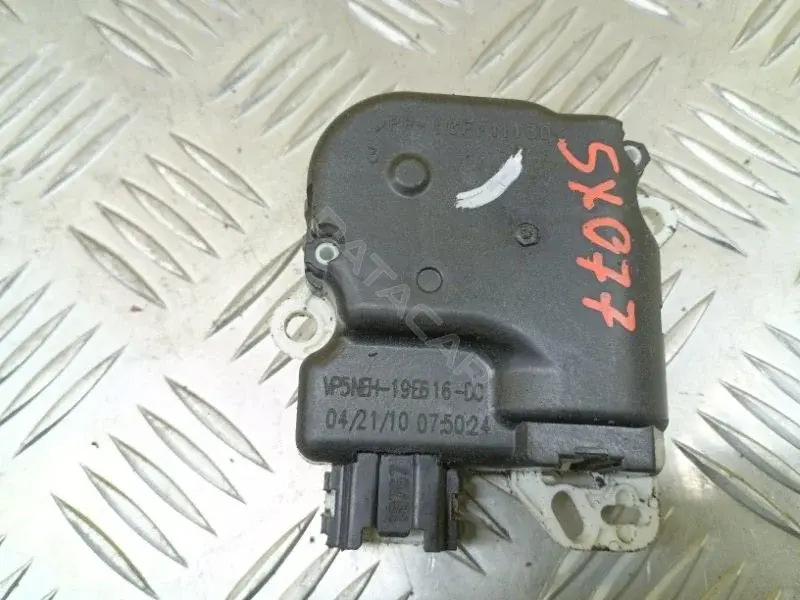 Мотор заслонки печки VP5NEH19E616DC