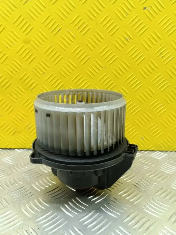 Моторчик печки JGC500010