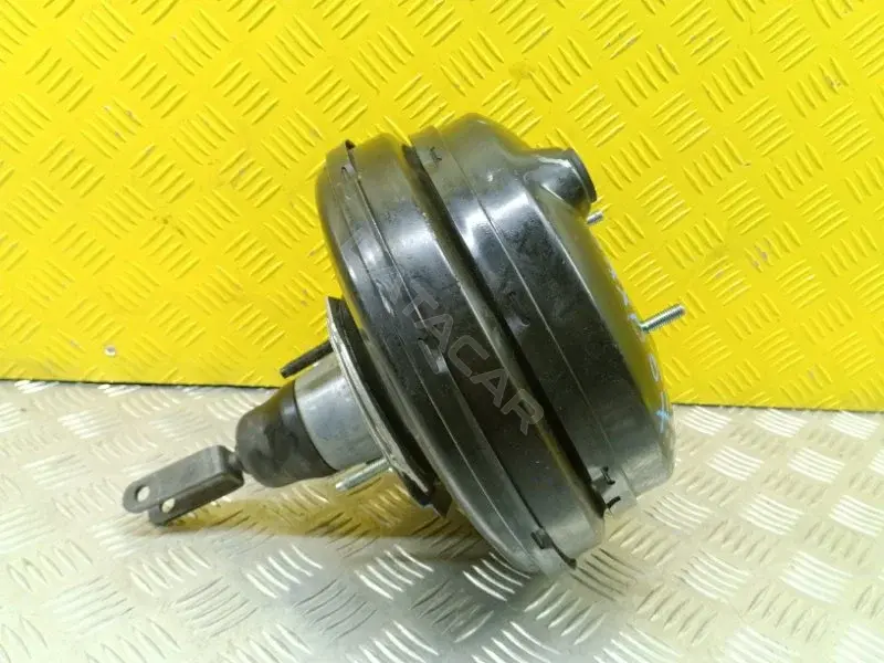 Вакуумный усилитель тормозов AH222B195BB