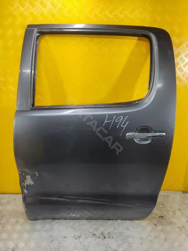 Дверь 670040K060