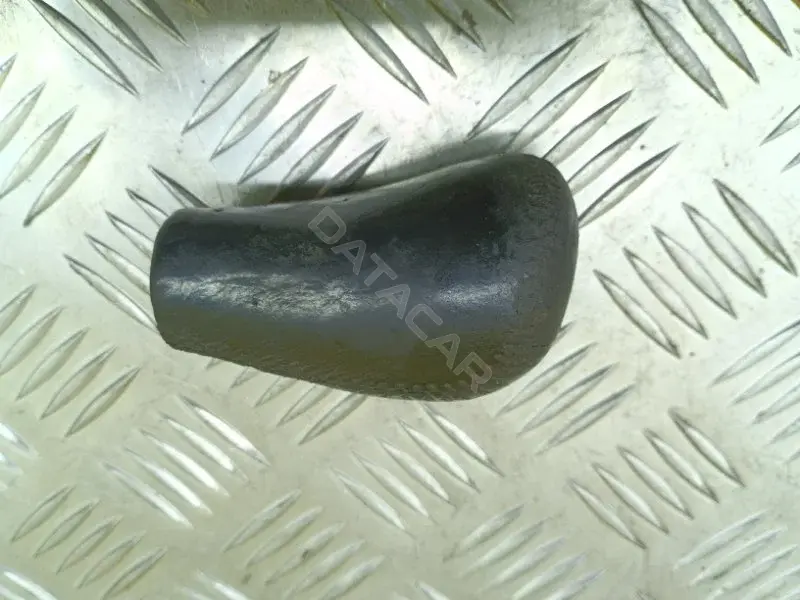 Ручка КПП 335040K040