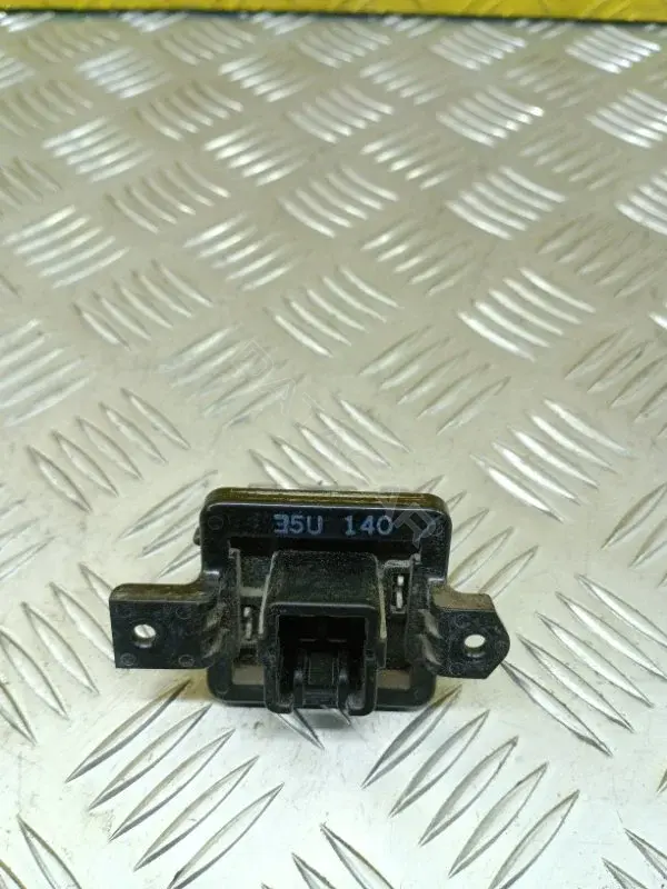 Резистор печки 7810A284