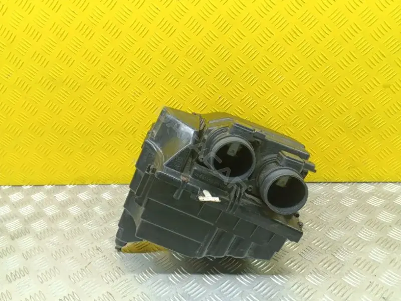 Корпус воздушного фильтра PHB500182