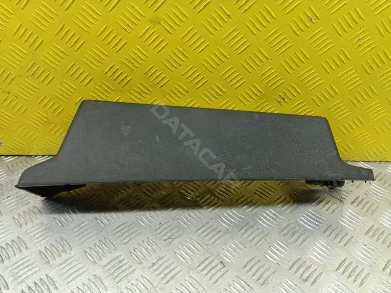 Пластик салона 87557EB00X