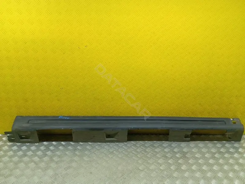 Накладка на порог LR018176