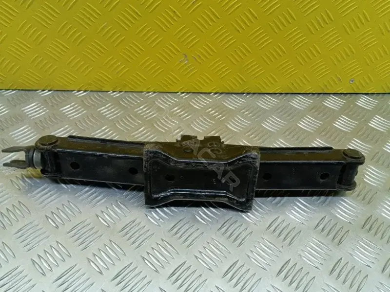 Домкраты 99550EB300