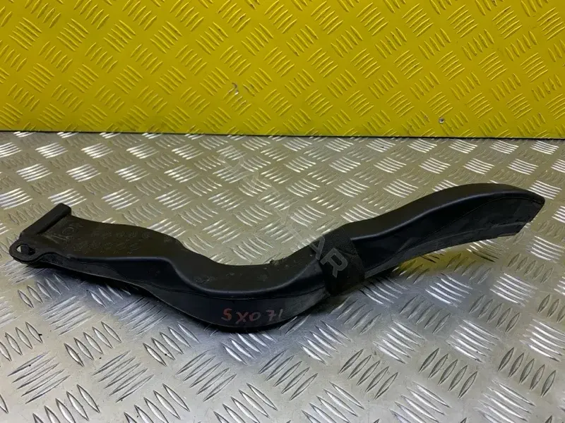 Воздуховод G926Z42020