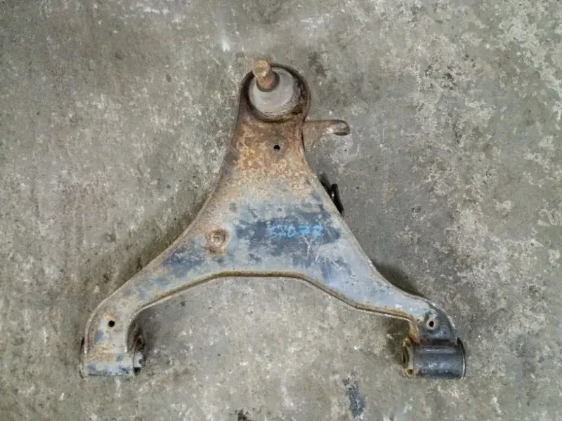 Рычаги 54500EB300