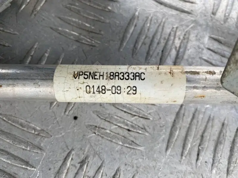 Патрубки системы охлаждения VP5NEH18A333AC