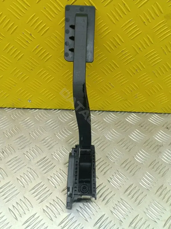 Педаль газа 1108100AKZ16A