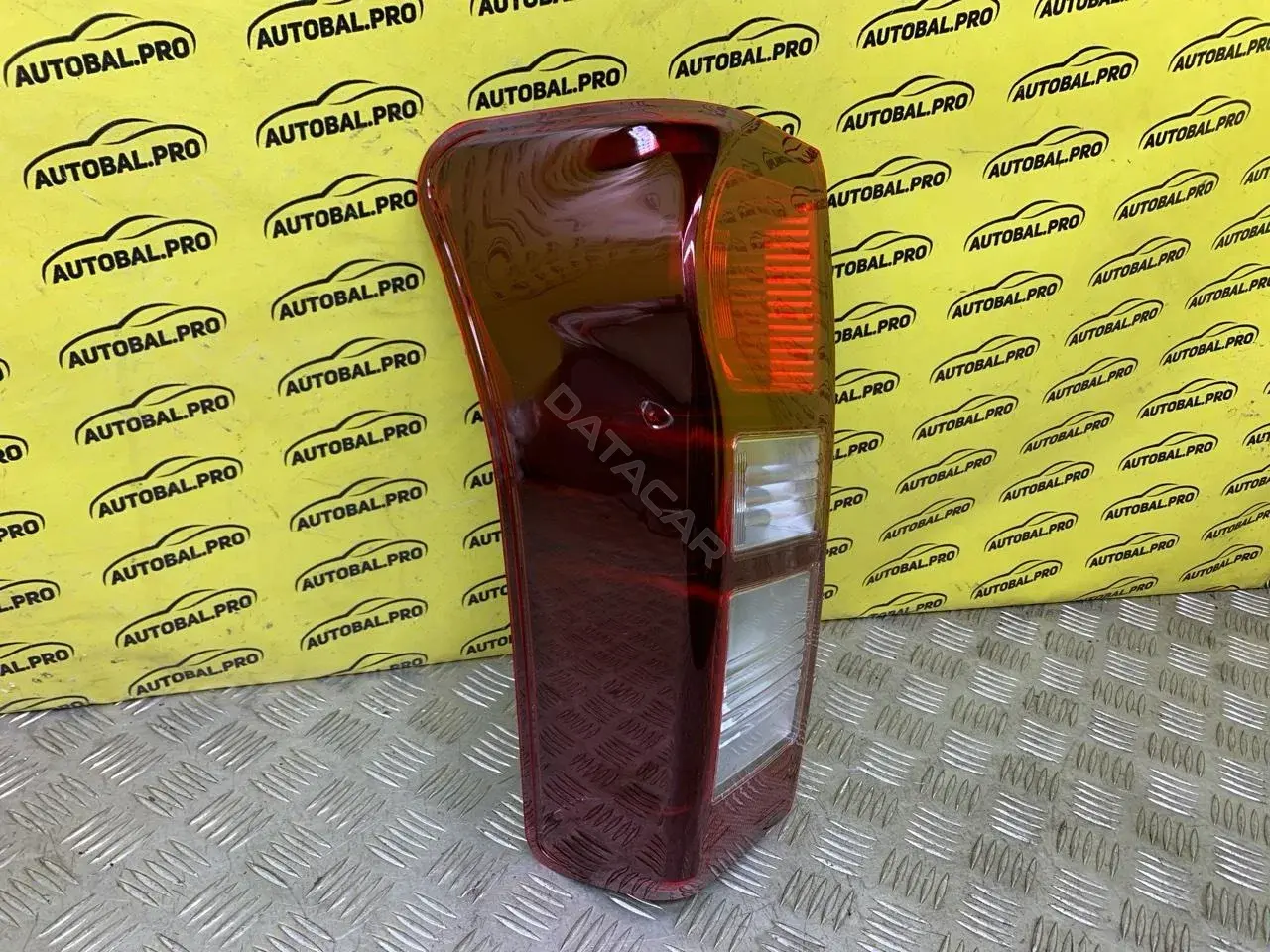 Задние фонари 8981254053