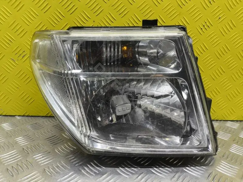 Фары 26010EB380