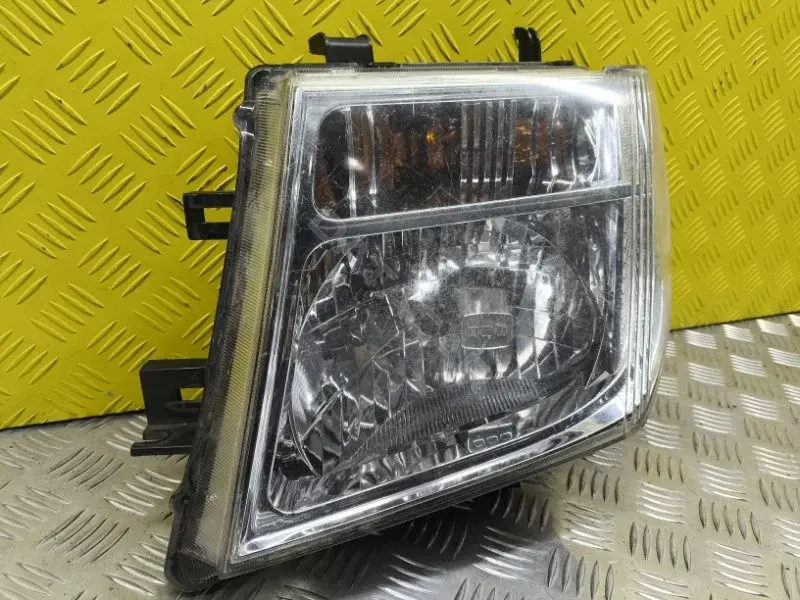 Фары 26060EB300