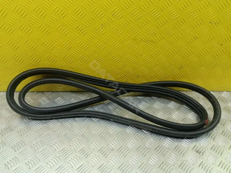 Уплотнитель двери 6107105XPS01A