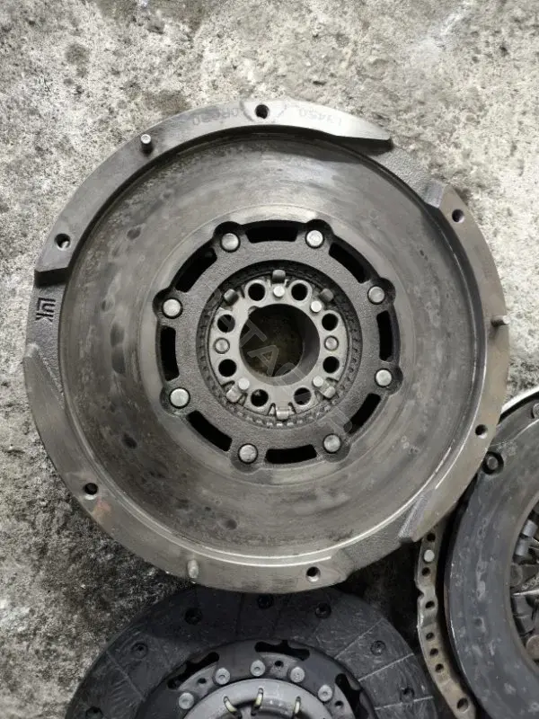 Комплект сцепления 310010R010