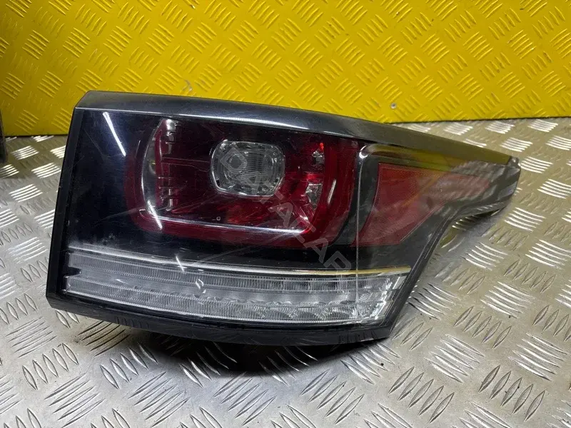 Задние фонари LR054749