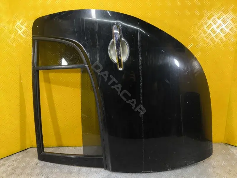 Стеклоподъемник MN182403