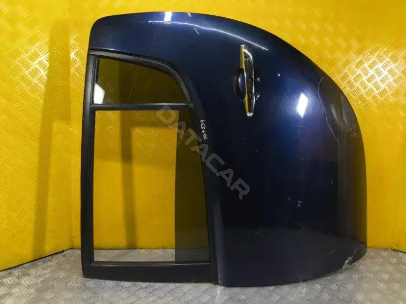Стеклоподъемник MN182403