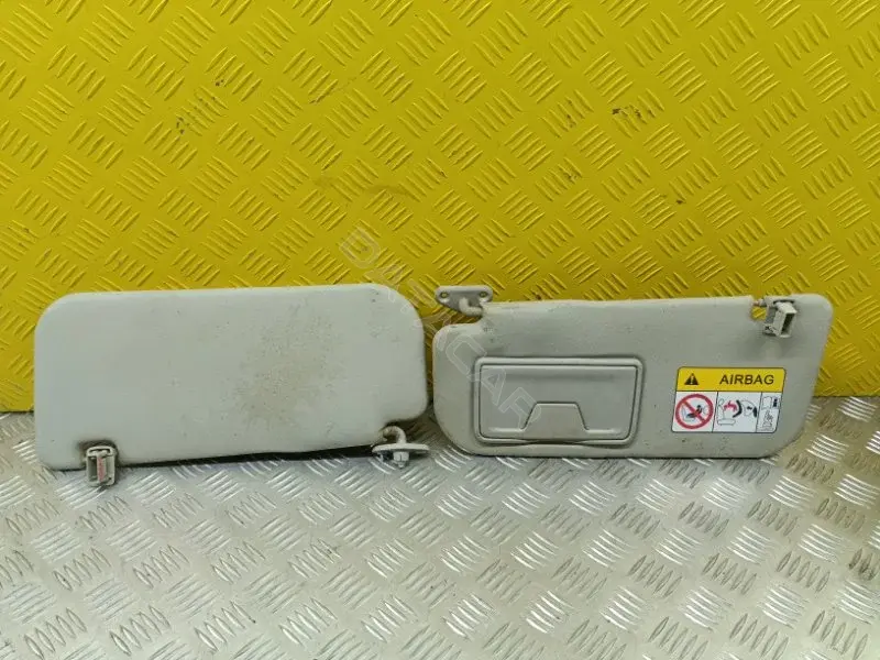 Козырек солнцезащитный 7620B789HA