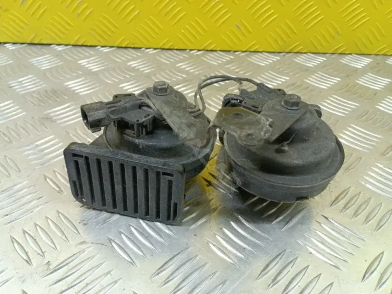 Звуковой сигнал LR033632