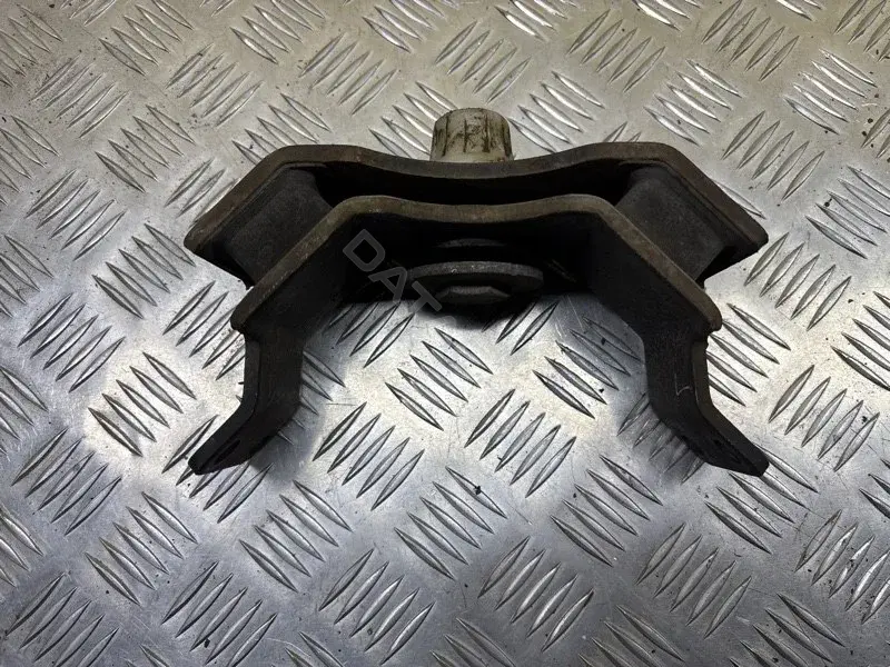 Подушка КПП 123710L120
