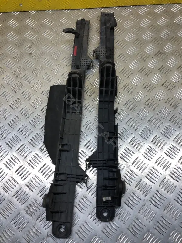 Крепление кассеты радиаторов AB398C342DD