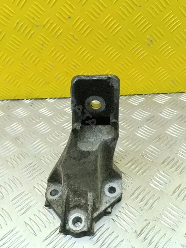 Кронштейн двигателя CPLA6061CB