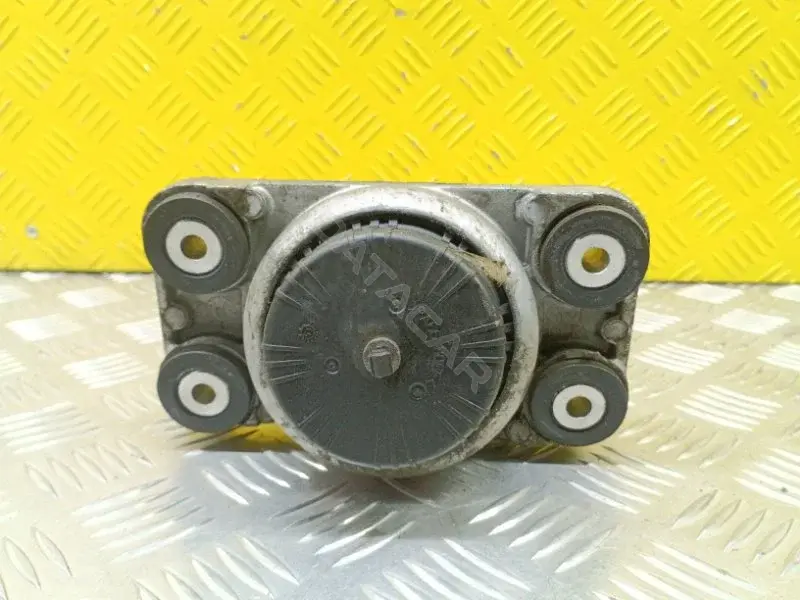 Подушка двигателя (Опора) FPLA6A003BA