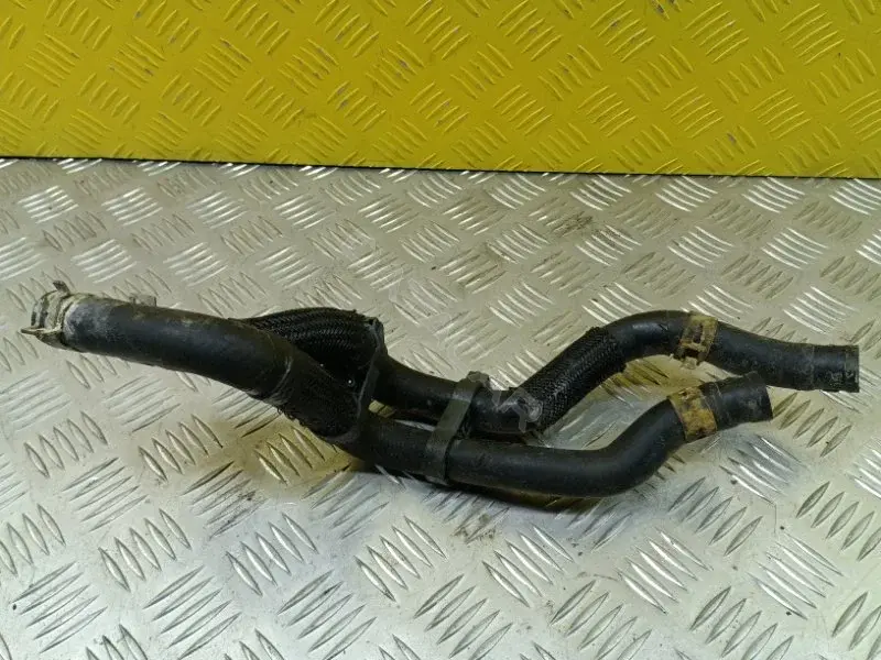 Патрубок печки 8720960F00
