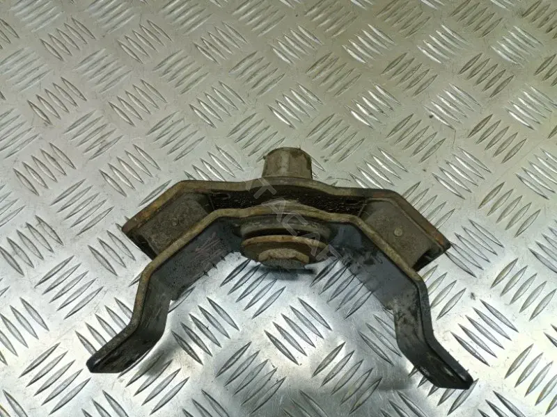 Подушка КПП 123710L081