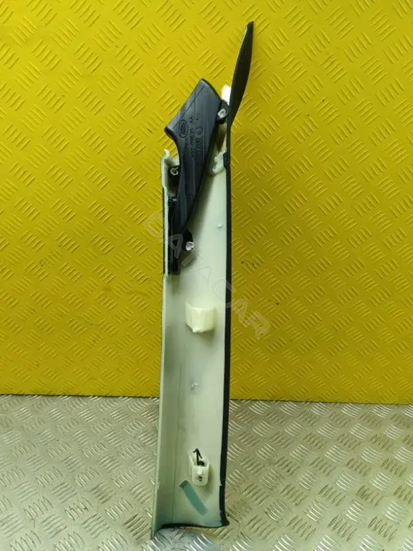 Обшивка стойки передней DK6203513A