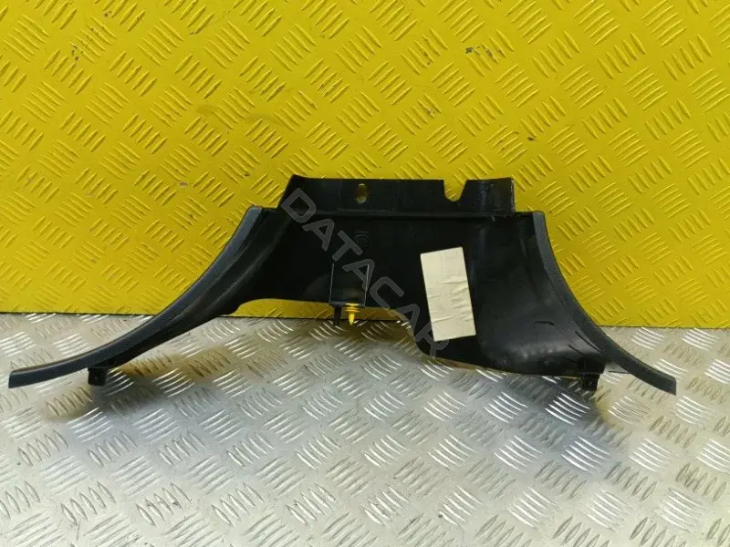 Обшивка стойки центральной CPLA31057A