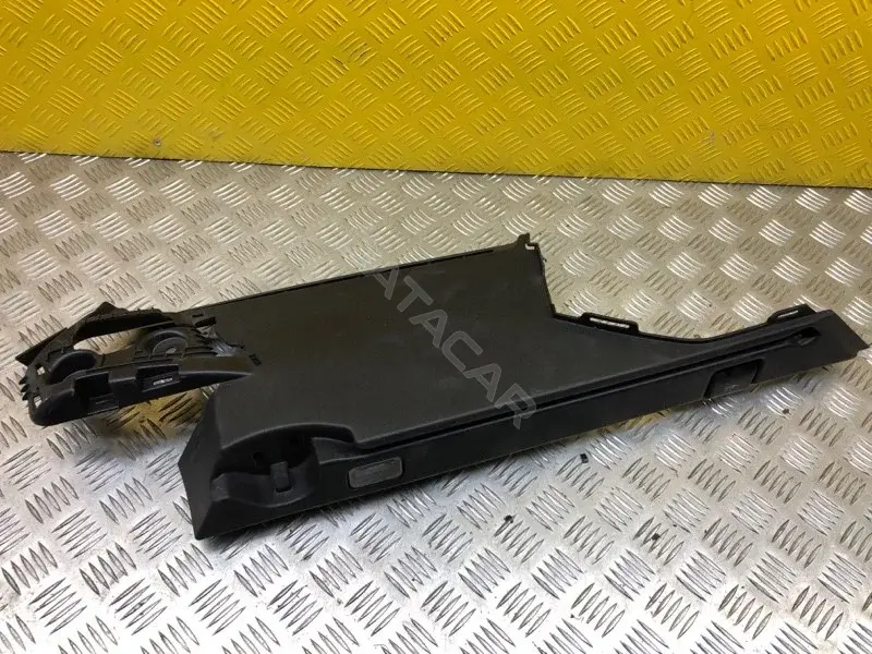 Обшивка багажника DK6231012A