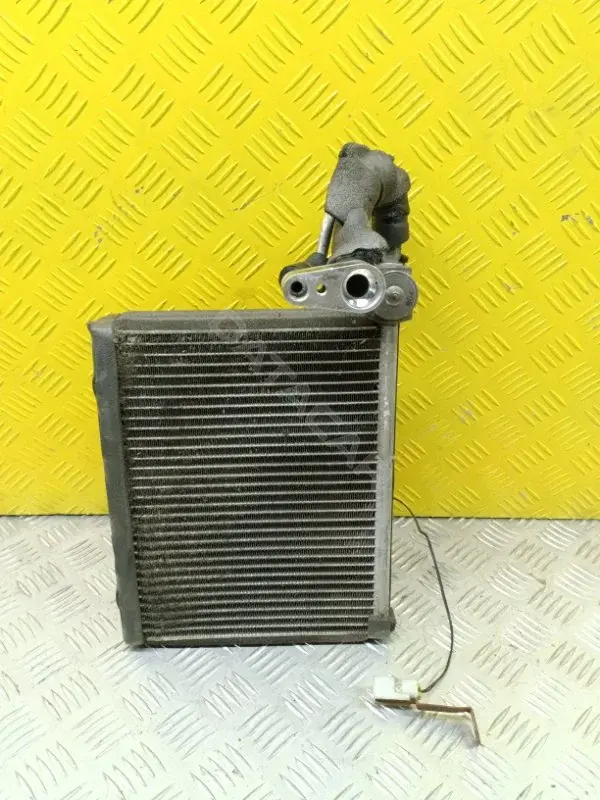 Испаритель кондиционера 7810A036