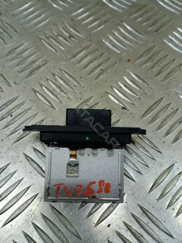 Резистор печки 7810A063