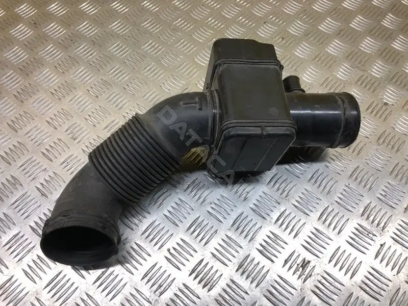 Патрубок воздушный FPLA9C619AC