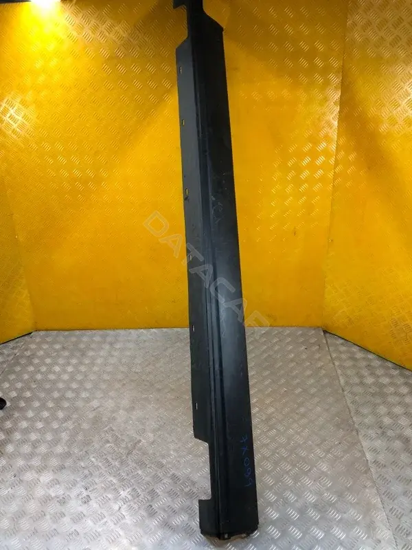 Накладка на порог CPLA101D57AA